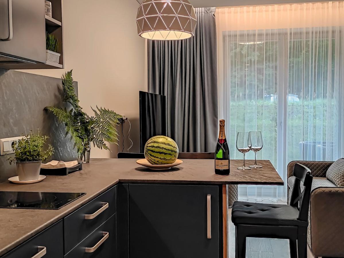 Comfy Rest Apartamentai Kalno Namuose Juodkrantė Buitenkant foto