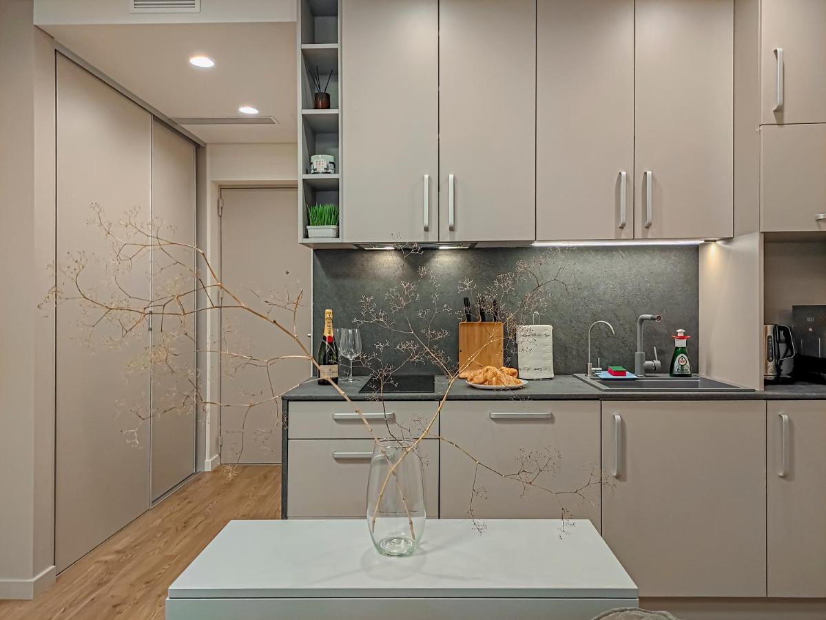 Comfy Rest Apartamentai Kalno Namuose Juodkrantė Buitenkant foto